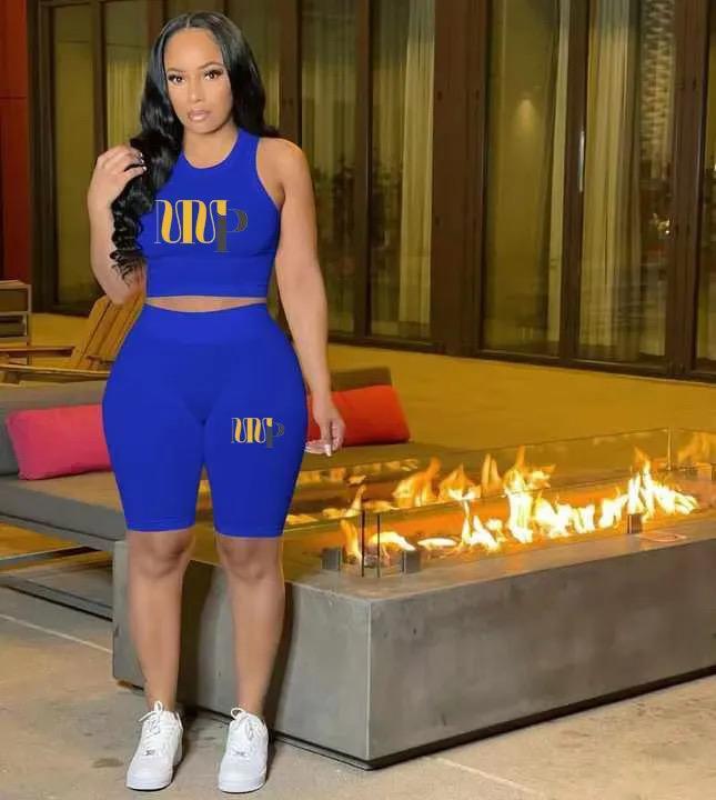 Women's 2-Piece Workout Set - Crop Top & Biker Shorts for Enhanced Movement and Comfort Ideal for Diverse Fitness Activities